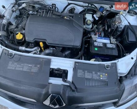 Белый Рено Логан, объемом двигателя 1.15 л и пробегом 178 тыс. км за 4450 $, фото 30 на Automoto.ua