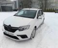 Белый Рено Логан, объемом двигателя 1.1 л и пробегом 368 тыс. км за 4563 $, фото 1 на Automoto.ua