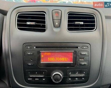 Белый Рено Логан, объемом двигателя 1.2 л и пробегом 170 тыс. км за 5890 $, фото 24 на Automoto.ua