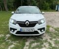 Белый Рено Логан, объемом двигателя 1.1 л и пробегом 323 тыс. км за 4578 $, фото 1 на Automoto.ua
