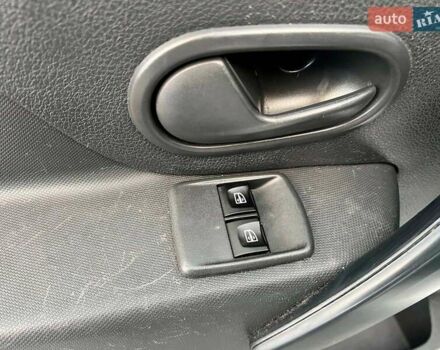 Белый Рено Логан, объемом двигателя 1.2 л и пробегом 170 тыс. км за 5890 $, фото 15 на Automoto.ua