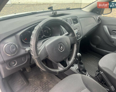Белый Рено Логан, объемом двигателя 1.15 л и пробегом 185 тыс. км за 6500 $, фото 8 на Automoto.ua