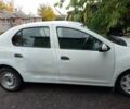 Білий Рено Логан, об'ємом двигуна 1.1 л та пробігом 266 тис. км за 3000 $, фото 5 на Automoto.ua