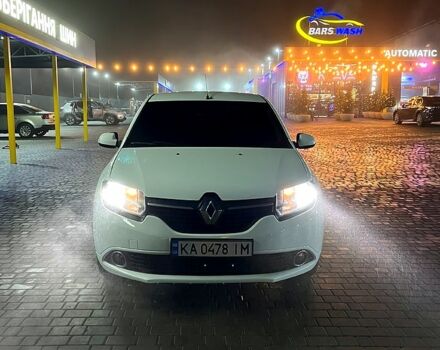 Белый Рено Логан, объемом двигателя 1.1 л и пробегом 24700 тыс. км за 5700 $, фото 1 на Automoto.ua