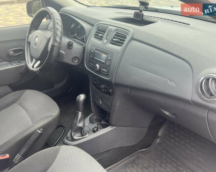 Белый Рено Логан, объемом двигателя 1.15 л и пробегом 185 тыс. км за 6500 $, фото 6 на Automoto.ua