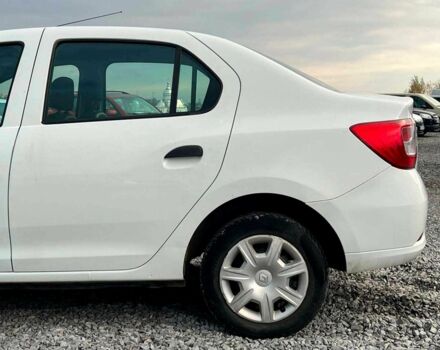 Білий Рено Логан, об'ємом двигуна 1.2 л та пробігом 170 тис. км за 5890 $, фото 4 на Automoto.ua