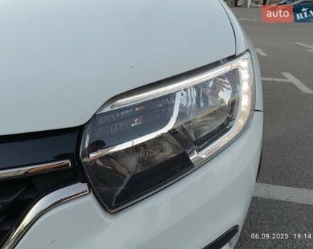 Белый Рено Логан, объемом двигателя 1.2 л и пробегом 152 тыс. км за 4999 $, фото 8 на Automoto.ua