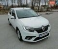 Белый Рено Логан, объемом двигателя 1.15 л и пробегом 236 тыс. км за 5999 $, фото 1 на Automoto.ua