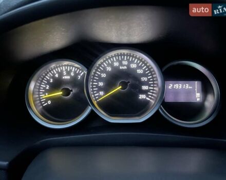 Білий Рено Логан, об'ємом двигуна 1.15 л та пробігом 219 тис. км за 4999 $, фото 16 на Automoto.ua