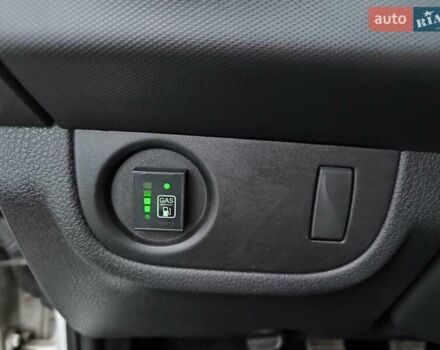 Белый Рено Логан, объемом двигателя 1.15 л и пробегом 217 тыс. км за 4900 $, фото 11 на Automoto.ua