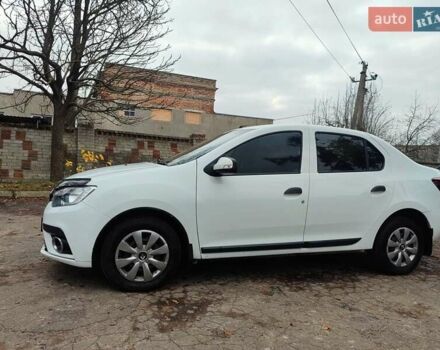 Білий Рено Логан, об'ємом двигуна 1.46 л та пробігом 240 тис. км за 6400 $, фото 5 на Automoto.ua
