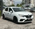Рено Логан 2017 в Червонограде на Automoto.ua Белый Рено Логан, объемом двигателя 1.2 л и пробегом 137 тыс. км за 5499 $, фото 4 на Automoto.ua