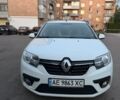 Білий Рено Логан, об'ємом двигуна 1.5 л та пробігом 97 тис. км за 7510 $, фото 1 на Automoto.ua