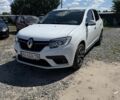Білий Рено Логан, об'ємом двигуна 1.1 л та пробігом 300 тис. км за 4799 $, фото 1 на Automoto.ua