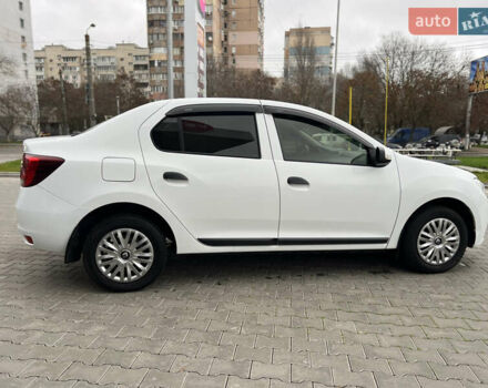 Белый Рено Логан, объемом двигателя 1.14 л и пробегом 140 тыс. км за 7950 $, фото 6 на Automoto.ua