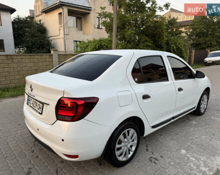 Белый Рено Логан, объемом двигателя 1.15 л и пробегом 200 тыс. км за 5200 $, фото 5 на Automoto.ua