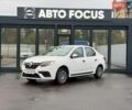 Белый Рено Логан, объемом двигателя 1.15 л и пробегом 320 тыс. км за 4490 $, фото 3 на Automoto.ua