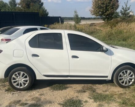 Белый Рено Логан, объемом двигателя 1.2 л и пробегом 106 тыс. км за 6400 $, фото 2 на Automoto.ua