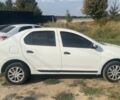 Белый Рено Логан, объемом двигателя 1.2 л и пробегом 106 тыс. км за 6400 $, фото 2 на Automoto.ua