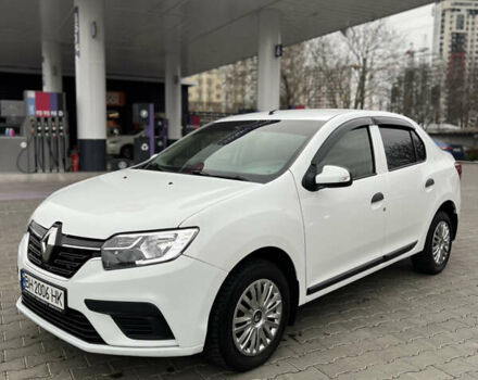 Белый Рено Логан, объемом двигателя 1.14 л и пробегом 140 тыс. км за 7950 $, фото 2 на Automoto.ua
