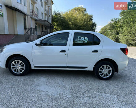 Білий Рено Логан, об'ємом двигуна 1.15 л та пробігом 91 тис. км за 5970 $, фото 9 на Automoto.ua