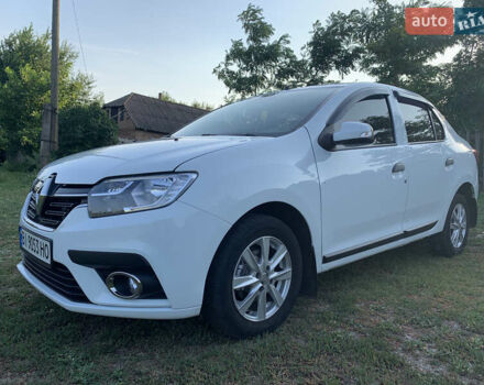 Белый Рено Логан, объемом двигателя 1.15 л и пробегом 191 тыс. км за 7200 $, фото 2 на Automoto.ua