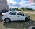 Білий Рено Логан, об'ємом двигуна 1.5 л та пробігом 310 тис. км за 2000 $, фото 2 на Automoto.ua