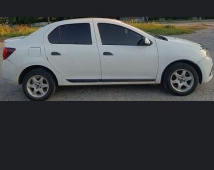 Рено Логан 2017 у Нетешине на Automoto.ua Білий Рено Логан, об'ємом двигуна 0 л та пробігом 269 тис. км за 6999 $, фото 2 на Automoto.ua