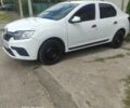 Белый Рено Логан, объемом двигателя 1.5 л и пробегом 177 тыс. км за 7000 $, фото 3 на Automoto.ua
