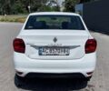 Білий Рено Логан, об'ємом двигуна 1.15 л та пробігом 306 тис. км за 4488 $, фото 4 на Automoto.ua