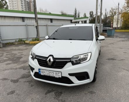 Белый Рено Логан, объемом двигателя 1.1 л и пробегом 189 тыс. км за 5000 $, фото 1 на Automoto.ua