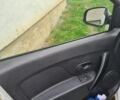 Белый Рено Логан, объемом двигателя 1.1 л и пробегом 430 тыс. км за 4999 $, фото 4 на Automoto.ua