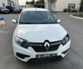 Белый Рено Логан, объемом двигателя 1.2 л и пробегом 105 тыс. км за 3499 $, фото 1 на Automoto.ua