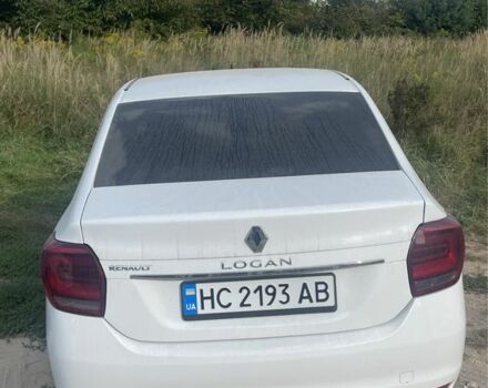 Белый Рено Логан, объемом двигателя 1.2 л и пробегом 106 тыс. км за 6400 $, фото 3 на Automoto.ua