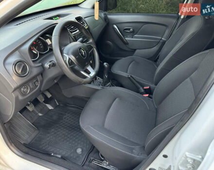 Белый Рено Логан, объемом двигателя 1.15 л и пробегом 200 тыс. км за 5200 $, фото 10 на Automoto.ua