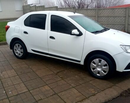 Белый Рено Логан, объемом двигателя 1.1 л и пробегом 0 тыс. км за 6000 $, фото 2 на Automoto.ua