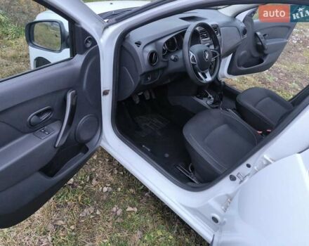 Белый Рено Логан, объемом двигателя 1.15 л и пробегом 217 тыс. км за 4900 $, фото 6 на Automoto.ua