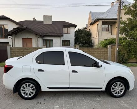 Белый Рено Логан, объемом двигателя 1.1 л и пробегом 201 тыс. км за 5200 $, фото 2 на Automoto.ua