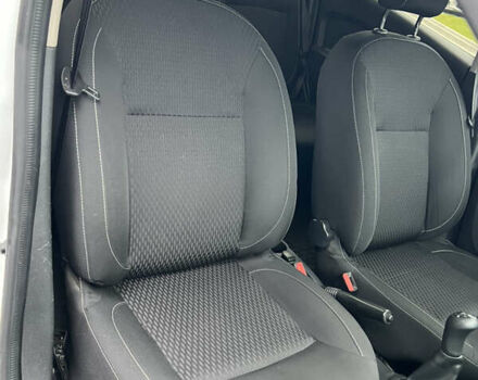 Белый Рено Логан, объемом двигателя 1.14 л и пробегом 140 тыс. км за 7950 $, фото 21 на Automoto.ua