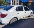 Білий Рено Логан, об'ємом двигуна 1.15 л та пробігом 202 тис. км за 5000 $, фото 7 на Automoto.ua
