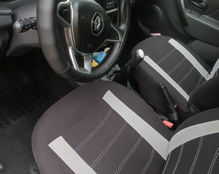 Білий Рено Логан, об'ємом двигуна 1.5 л та пробігом 270 тис. км за 6499 $, фото 4 на Automoto.ua