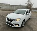 Белый Рено Логан, объемом двигателя 1.5 л и пробегом 153 тыс. км за 6999 $, фото 1 на Automoto.ua