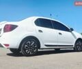 Белый Рено Логан, объемом двигателя 1.2 л и пробегом 181 тыс. км за 6750 $, фото 1 на Automoto.ua