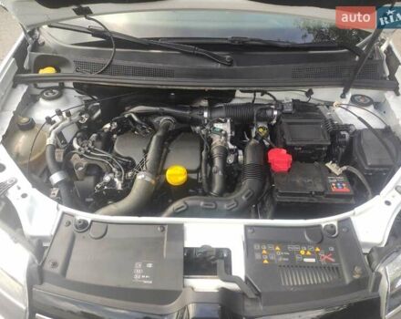 Белый Рено Логан, объемом двигателя 1.46 л и пробегом 100 тыс. км за 8500 $, фото 6 на Automoto.ua