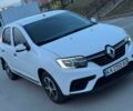 Белый Рено Логан, объемом двигателя 1.5 л и пробегом 214 тыс. км за 5732 $, фото 1 на Automoto.ua
