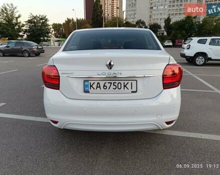 Белый Рено Логан, объемом двигателя 1.2 л и пробегом 152 тыс. км за 4999 $, фото 5 на Automoto.ua
