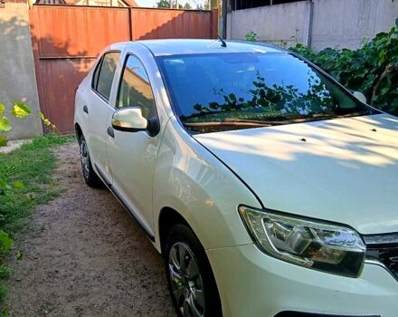 Белый Рено Логан, объемом двигателя 1.1 л и пробегом 0 тыс. км за 5500 $, фото 4 на Automoto.ua