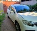 Белый Рено Логан, объемом двигателя 1.1 л и пробегом 0 тыс. км за 5500 $, фото 4 на Automoto.ua