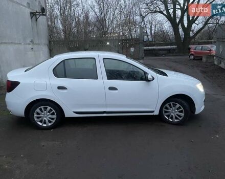 Білий Рено Логан, об'ємом двигуна 1.15 л та пробігом 219 тис. км за 4999 $, фото 6 на Automoto.ua