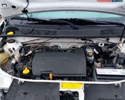 Белый Рено Логан, объемом двигателя 1.1 л и пробегом 164 тыс. км за 6000 $, фото 7 на Automoto.ua